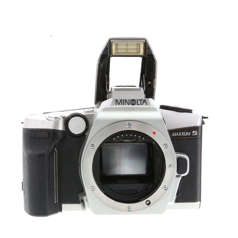 Minolta Maxxum 5 35mm SLR Camera